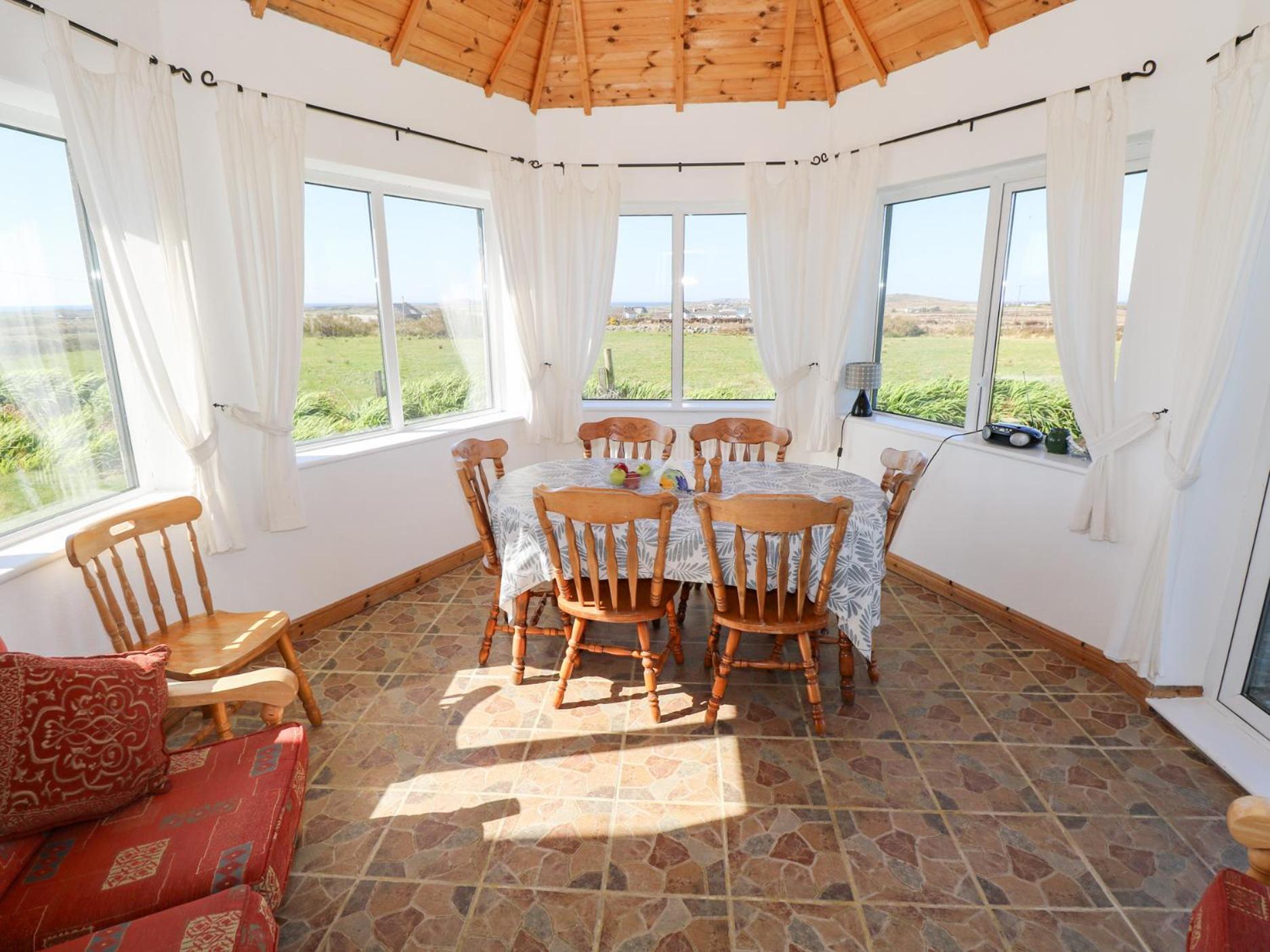 Villa Realt Na Maidne à Claddaghduff Extérieur photo
